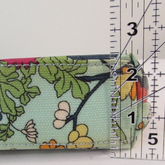 Sakroots Artist's Circle Seafoam Flower Power Crossbody Bag - Picture 14 of 16